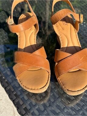Born Women's Cognac Leather Wedge Sandals